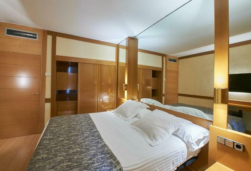 اتاق استاندارد, Los Arcos