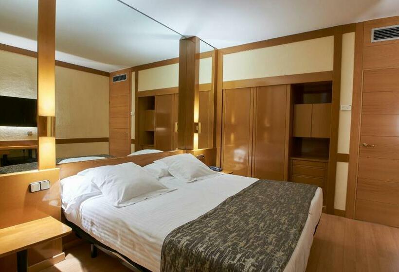 اتاق استاندارد, Los Arcos