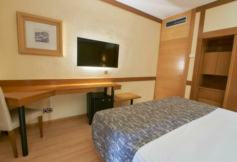 اتاق استاندارد, Los Arcos