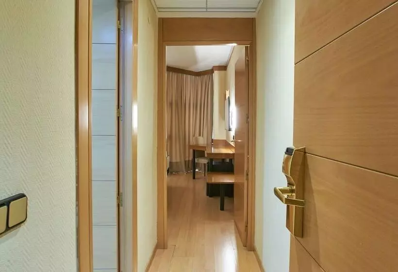 اتاق استاندارد, Los Arcos