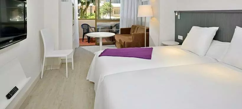 سوییت جونیور در طبقه همکف, Ocean House Costa del Sol, Affiliated by Meliá