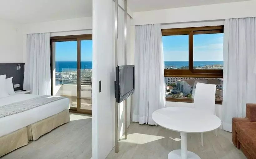 سوییت, Ocean House Costa del Sol, Affiliated by Meliá