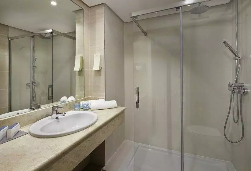 سوئیت پریمیوم با چشم‌انداز دریا, Ocean House Costa del Sol, Affiliated by Meliá