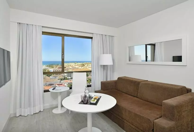 سوئیت پریمیوم با چشم‌انداز دریا, Ocean House Costa del Sol, Affiliated by Meliá