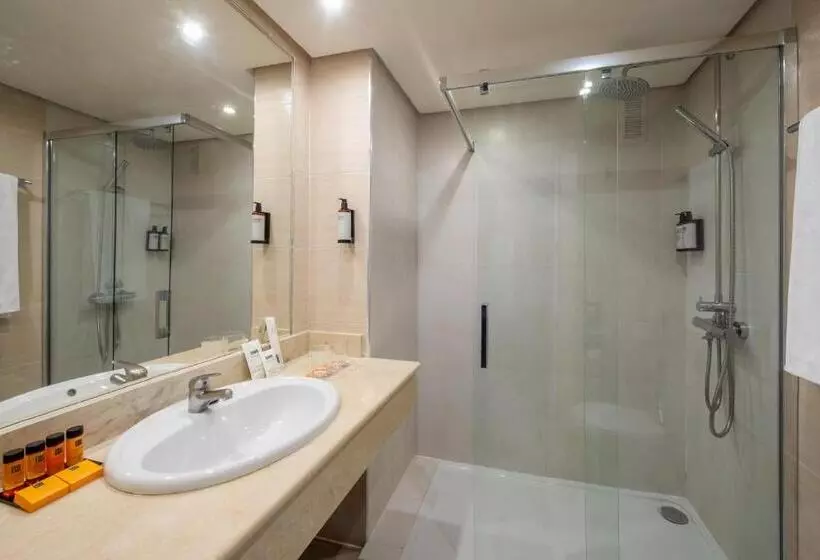 سوئیت پریمیوم با چشم‌انداز دریا, Ocean House Costa del Sol, Affiliated by Meliá