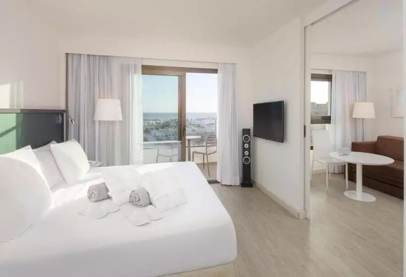 سوئیت پریمیوم با چشم‌انداز دریا, Ocean House Costa del Sol, Affiliated by Meliá