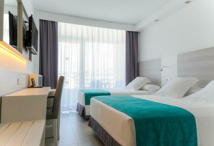 Номер Стандарт Трехместный, Olympus Palace