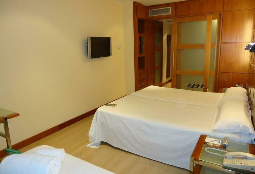 اتاق استاندارد, Port Azafata Valencia