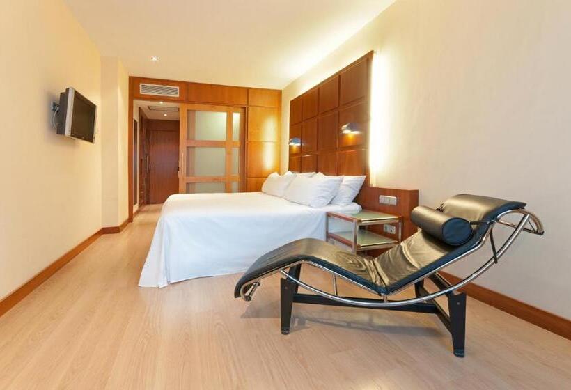 غرفة بريميوم, Port Azafata Valencia