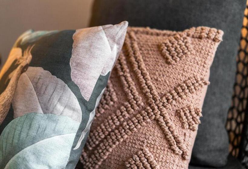 جناح جونيور مزوَّد بتراس, Taburiente S.C.Tenerife