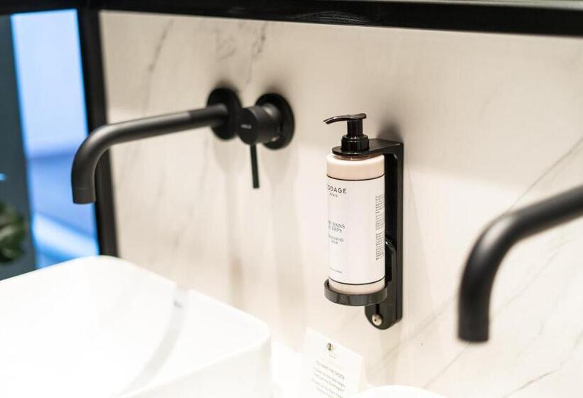 جناح مطلّ علي الحديقة, Taburiente S.C.Tenerife