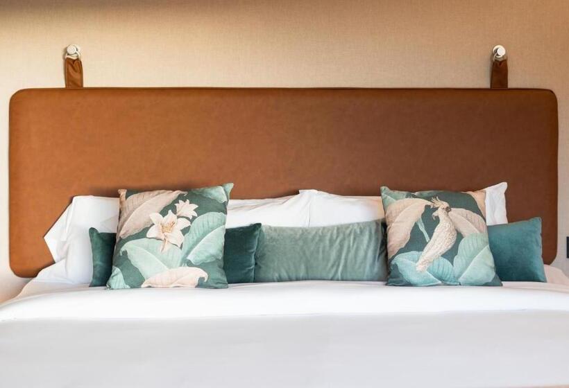 جناح مطلّ علي الحديقة, Taburiente S.C.Tenerife