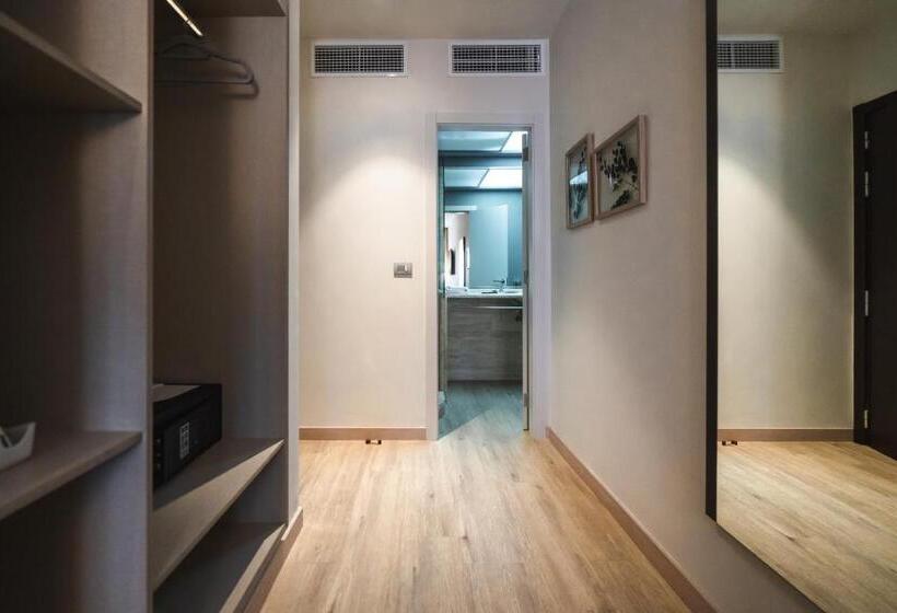 غرفة إدارية فردية, Taburiente S.C.Tenerife