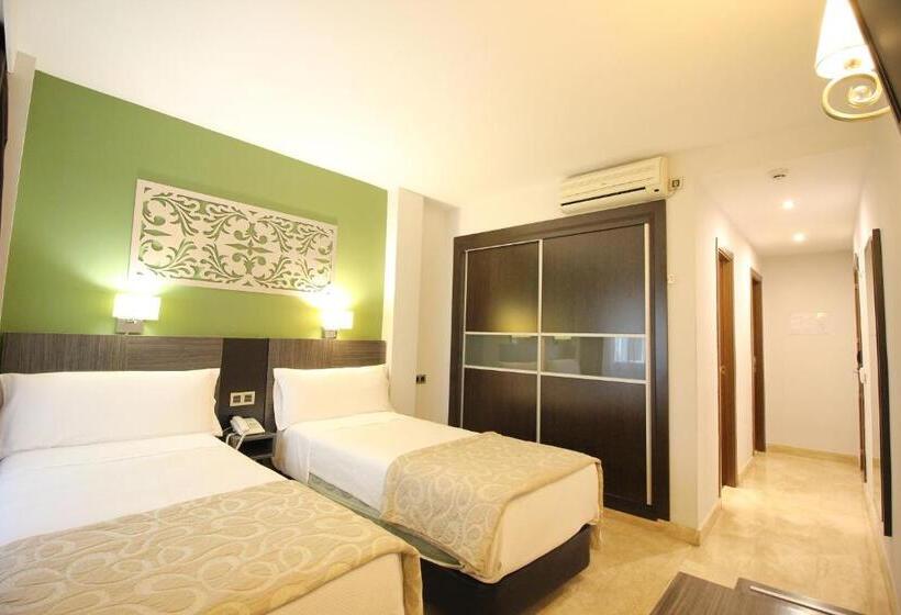 اتاق خانوادگی, Venecia