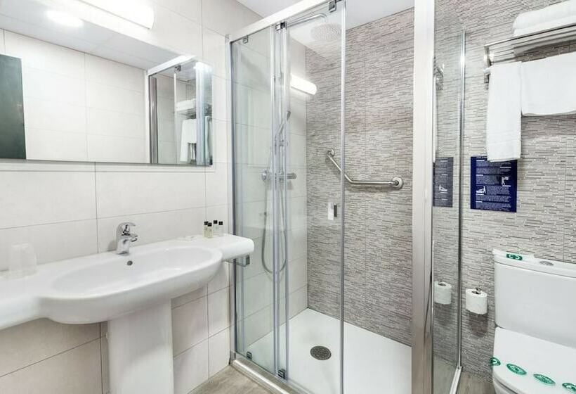 غرفة قياسية, Xaine Park