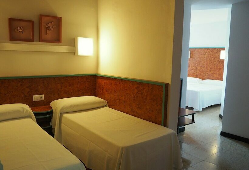 غرفة عائلية, Xaine Park