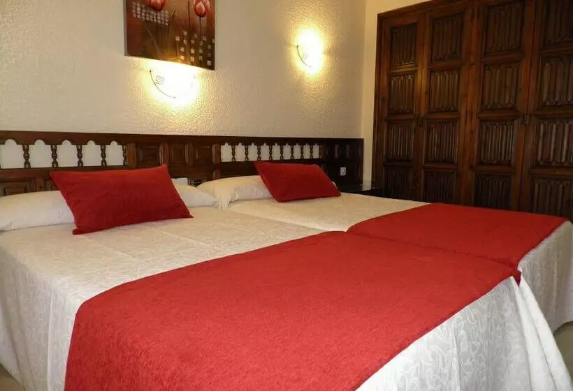 اتاق استاندارد سه نفره, Sercotel Alfonso Vi