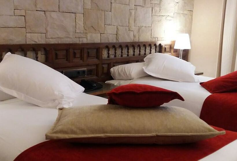 اتاق استاندارد سه نفره, Sercotel Alfonso Vi
