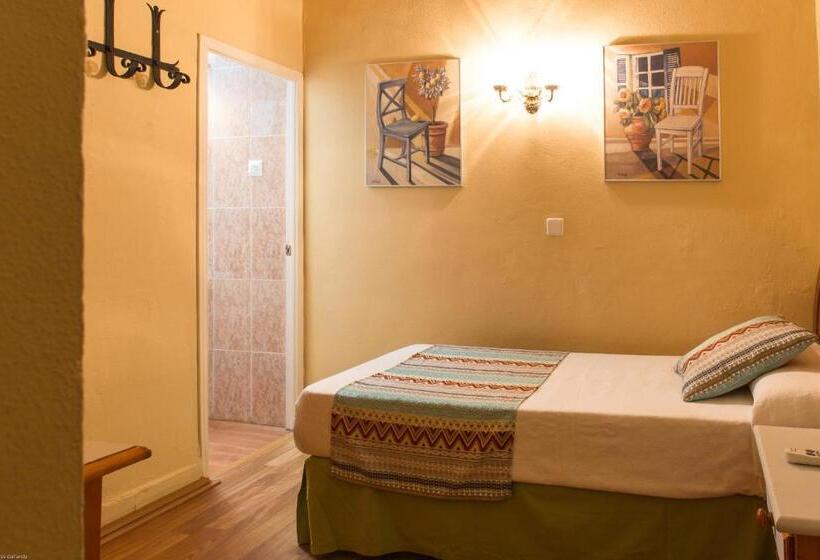 اتاق استاندارد یک نفره, Bed & Breakfast Naranjo