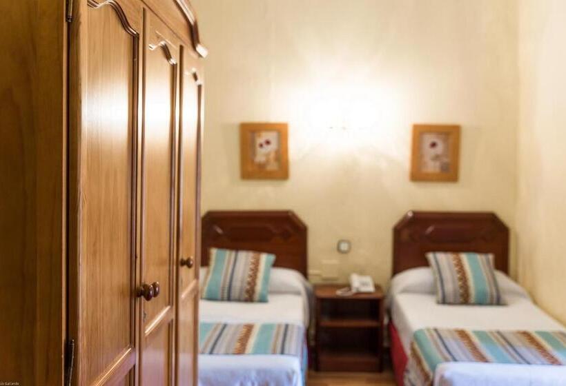 اتاق استاندارد, Bed & Breakfast Naranjo