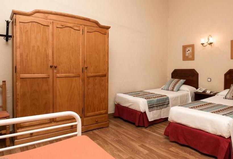 اتاق استاندارد سه نفره, Bed & Breakfast Naranjo