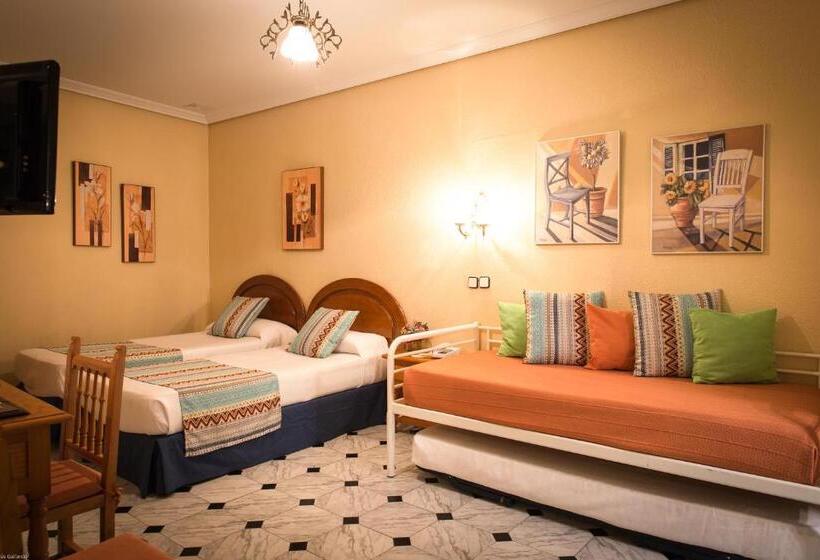 اتاق خانوادگی, Bed & Breakfast Naranjo