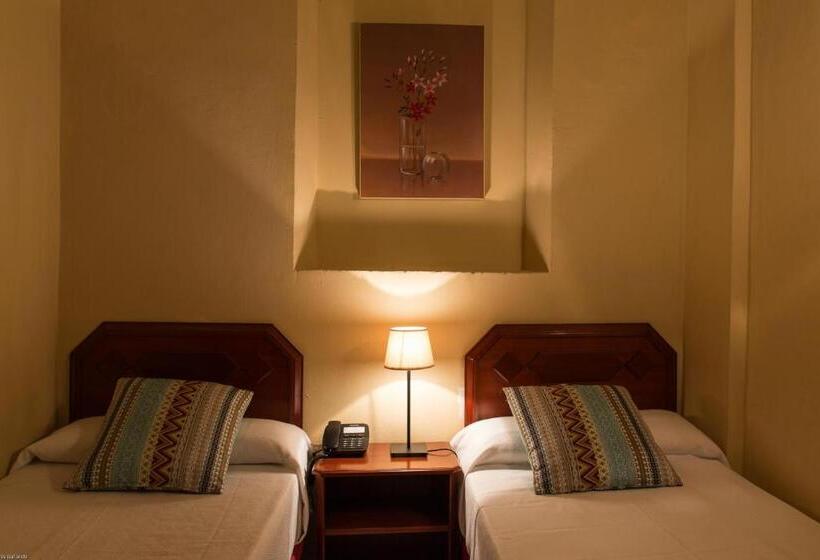 اتاق استاندارد, Bed & Breakfast Naranjo