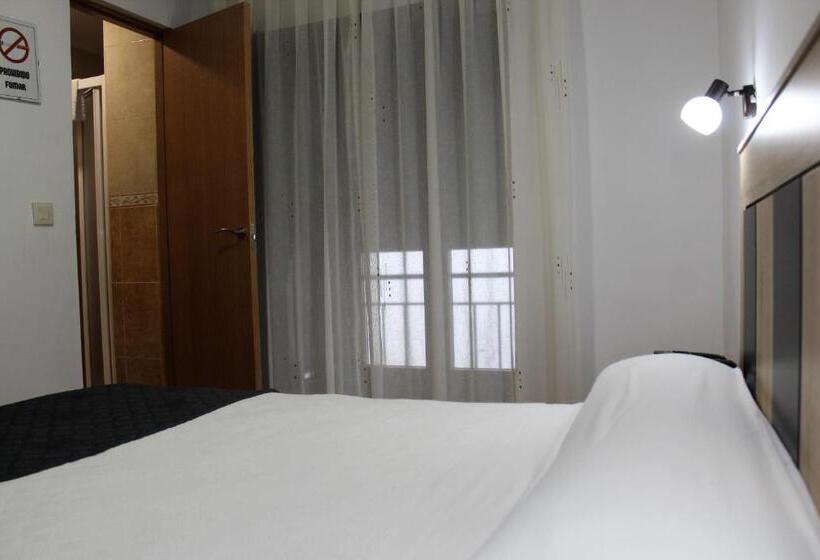 单人内部房间, Hostal Madrid