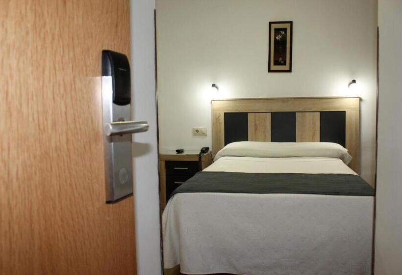 单人内部房间, Hostal Madrid