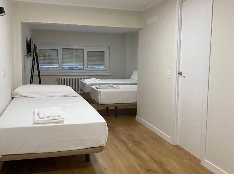 غرفة قياسية ثلاثية, Hostal Mindanao