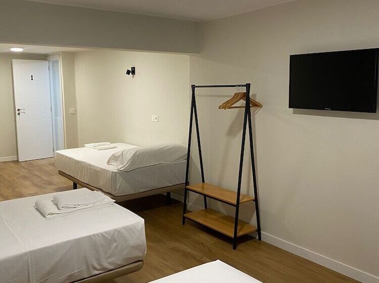 غرفة قياسية ثلاثية, Hostal Mindanao