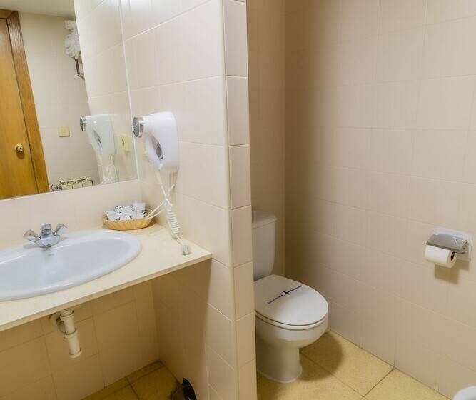 四人标准间, Alhama