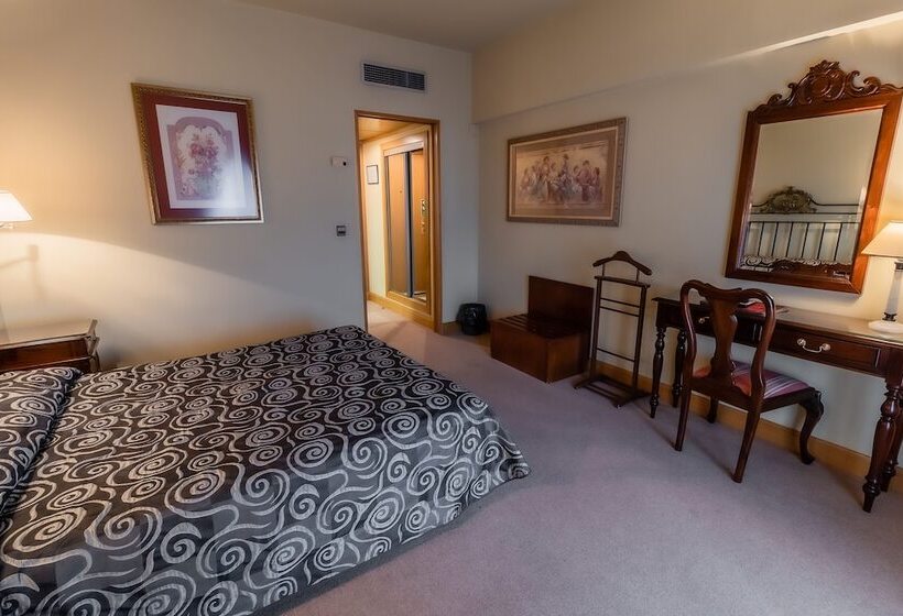 高级大房间, Alhama