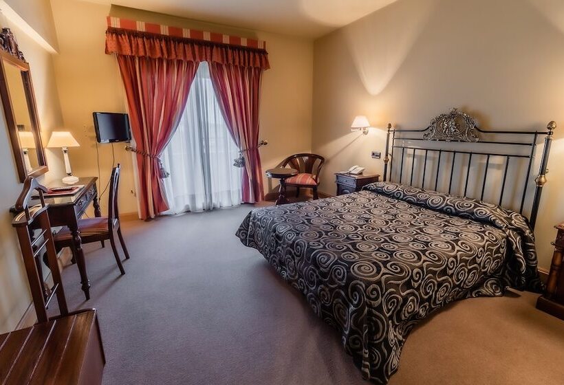 高级大房间, Alhama