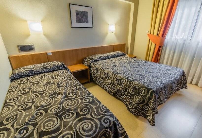 标准三人间, Alhama