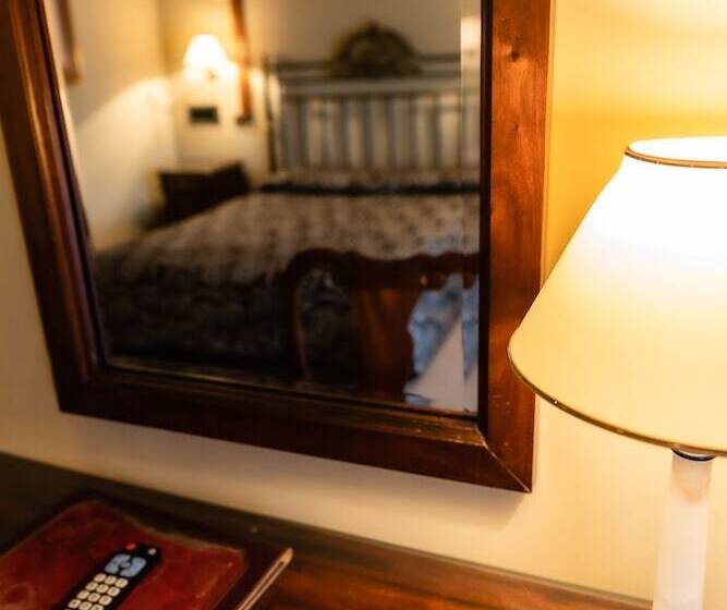 高级大房间, Alhama