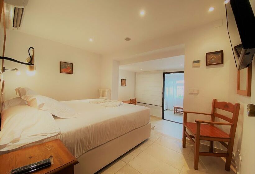 패밀리 룸, Costa Brava