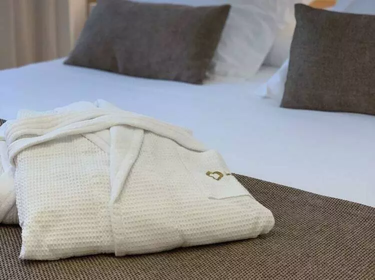 Junior Suite Haveudsigt, Costa Brava