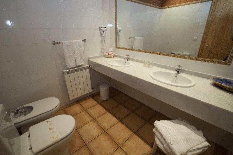 Номер Стандарт, Estanys Blaus