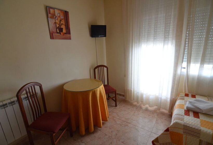 Номер Стандарт, Hostal Galicia