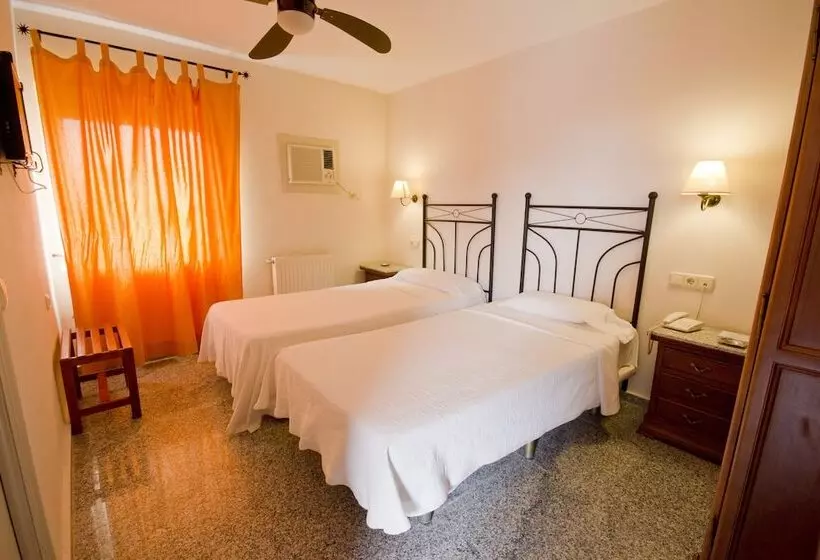 スタンダードルーム, Hostal Nueva Andalucia