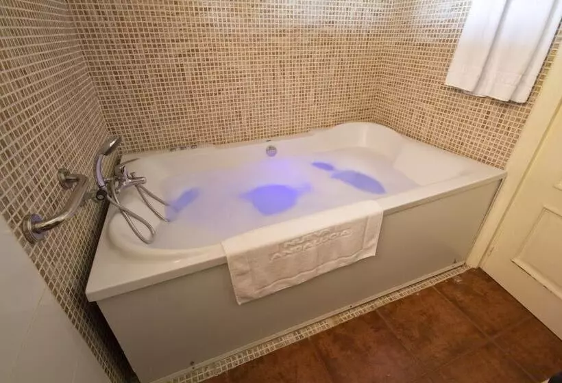 バスタブ付きスタンダードルーム, Hostal Nueva Andalucia