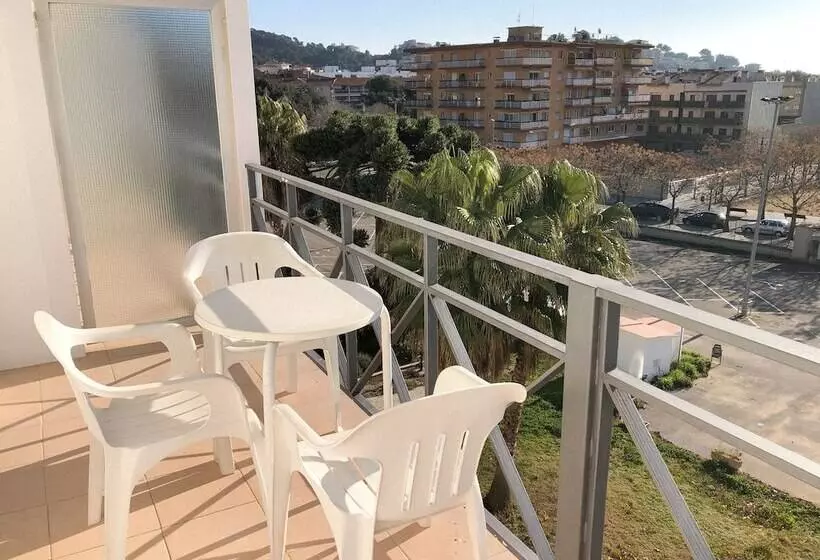 Chambre Triple Standard avec Balcon, Marina Tossa