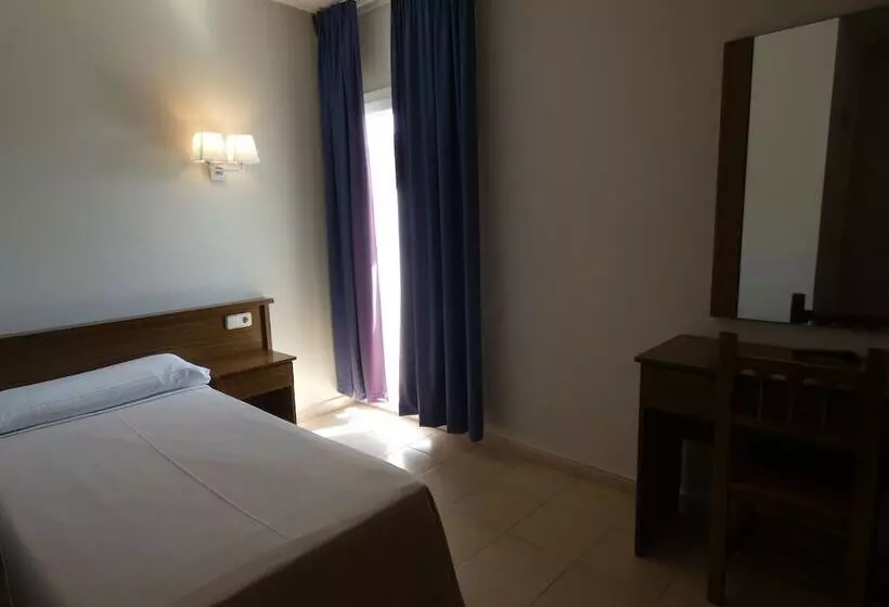 Chambre Standard Individuelle avec Balcon, Marina Tossa