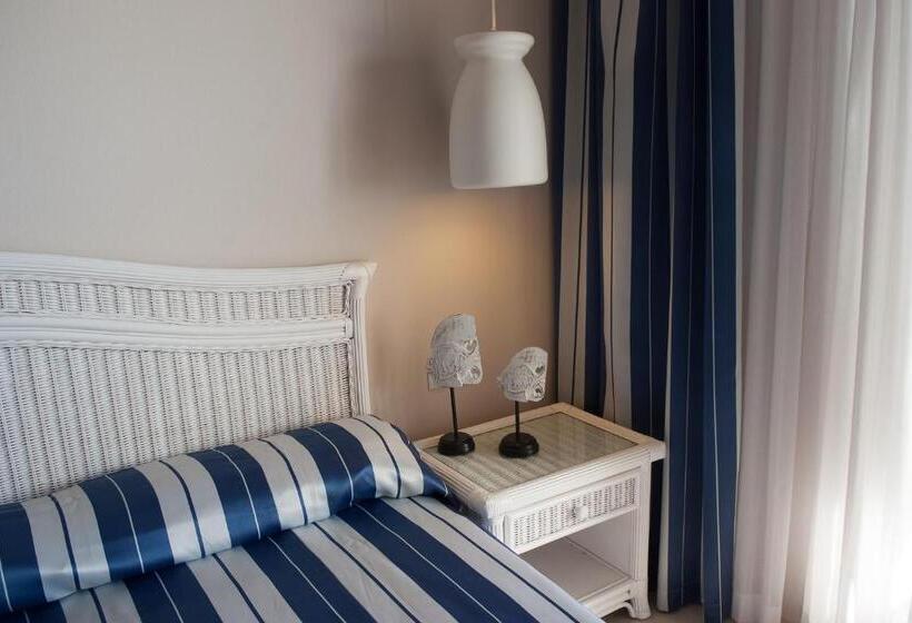 اتاق سوپریور با چشمانداز دریا, Rosamar