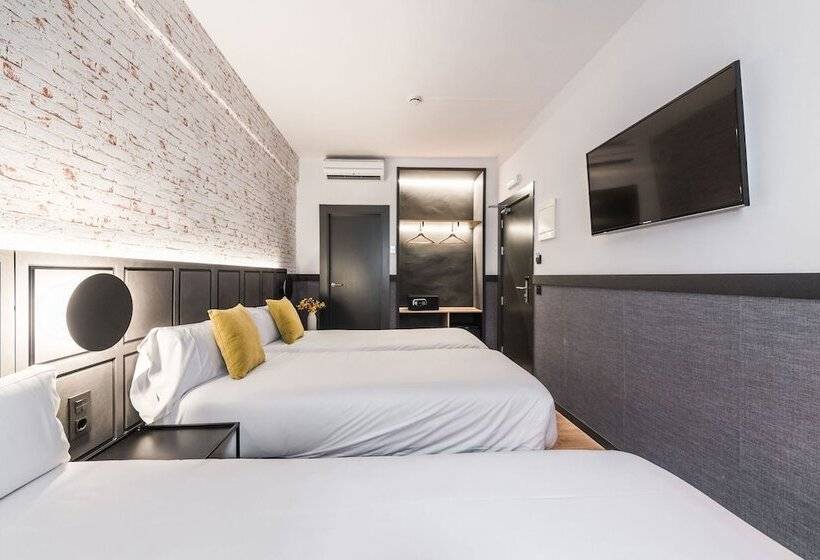 اتاق استاندارد سه نفره, Bypillow San Mamés