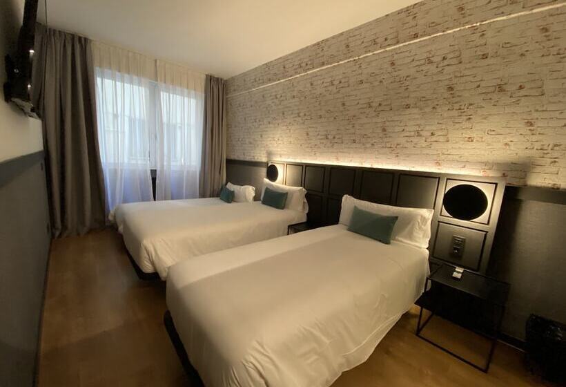 스탠다드 트리플 룸, Bypillow San Mamés