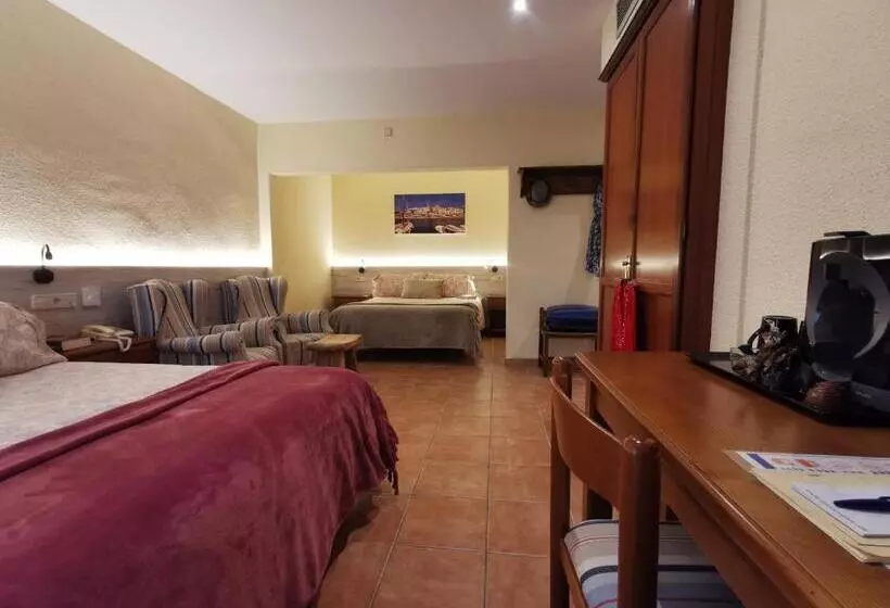 Camera Familiare Superiore, Sant Joan