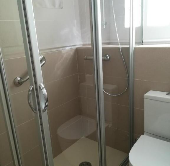 غرفة قياسية فردية, Tamariu