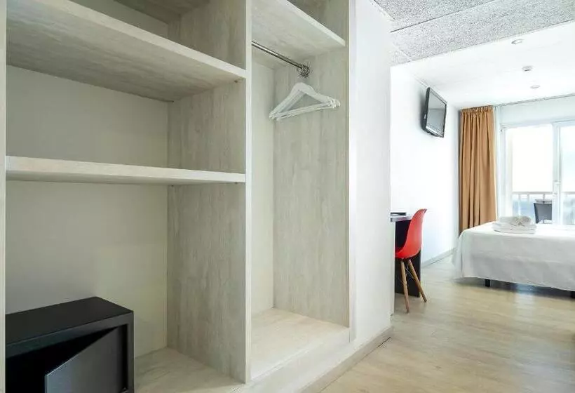 Quarto Estandar Vista Mar, Vela